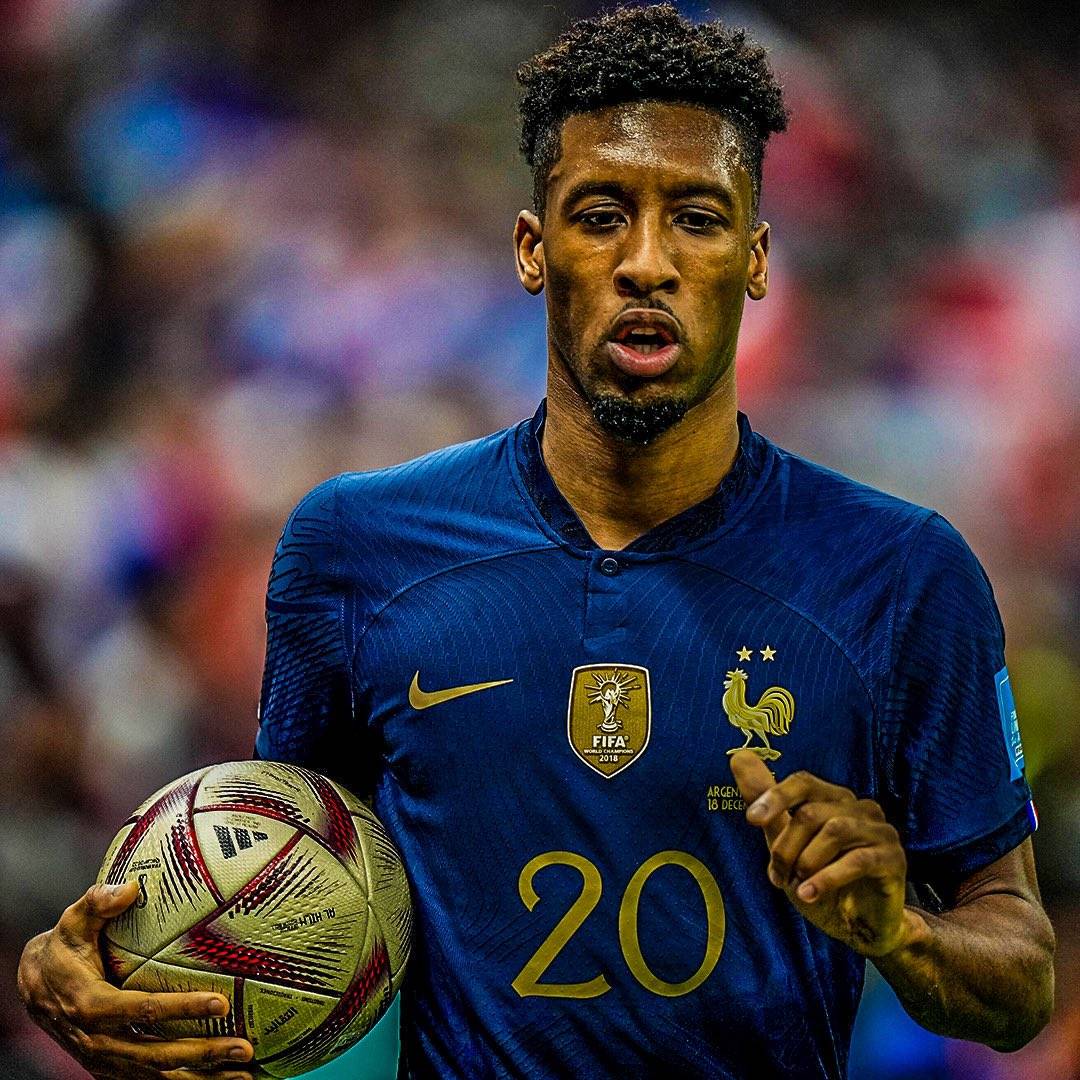 足坛新星秀技:拉什福德传接连发导曼联重回巅峰(拉什福德疑似因伤下场 为曼联打进86球超贝克汉姆) 足坛新星秀技:拉什福德传接连发导曼联重回巅峰(拉什福德疑似因伤下场 为曼联打进86球超贝克汉姆)